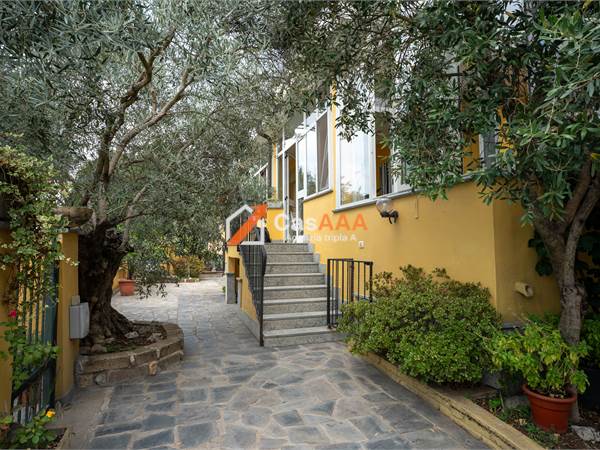 Villa for sale in Cameri