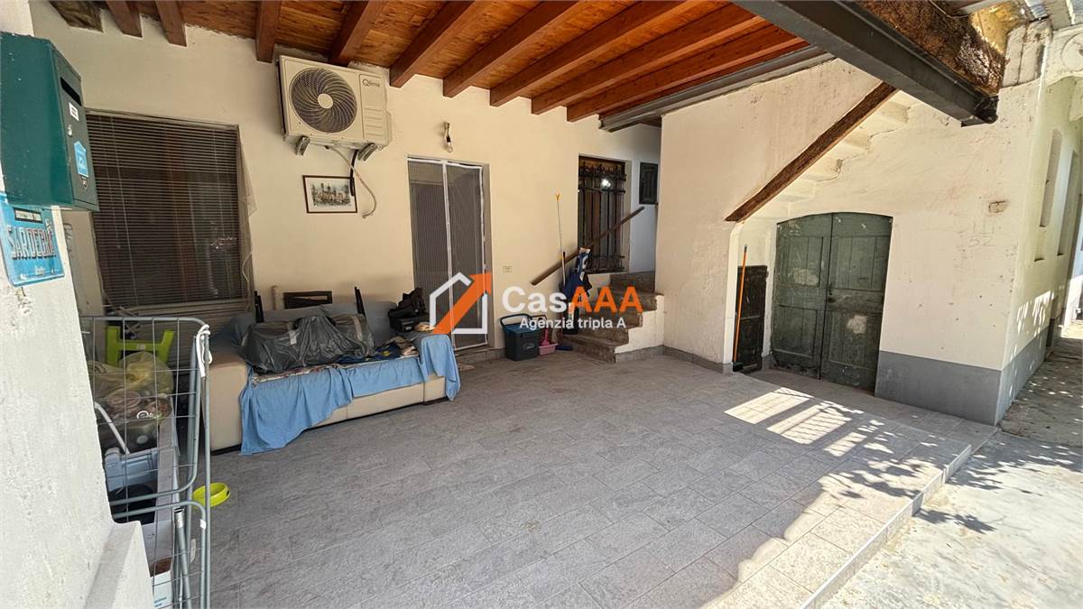 VERANDA
