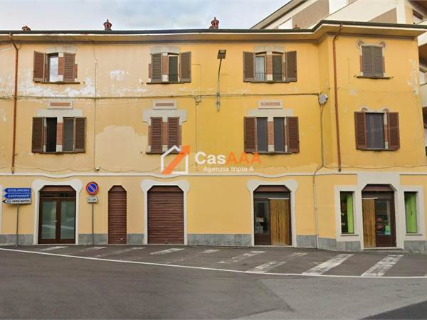 Negozio con Cappa Fumaria + BOX