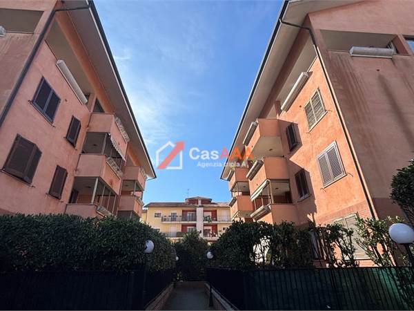 TRECATE - BILOCALE CON TERRAZZO - 118.000 €